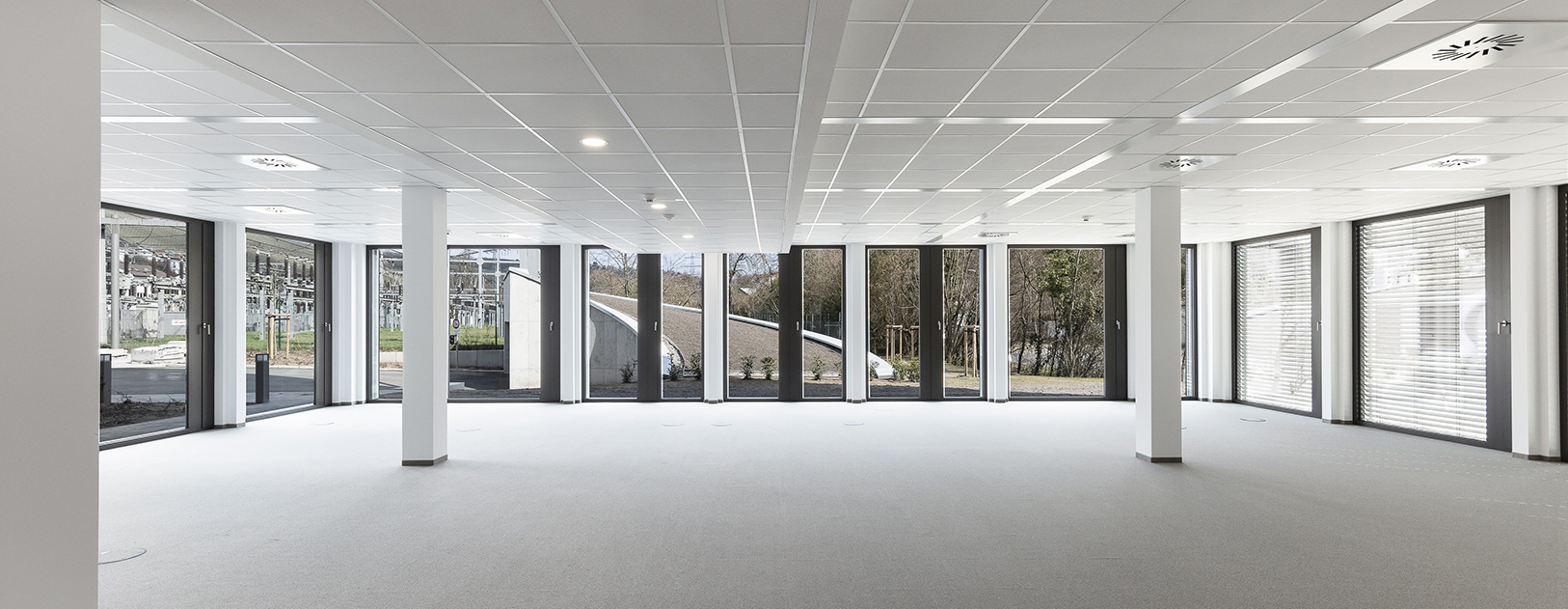 West10-8554-Bearbeitet_1626x631
